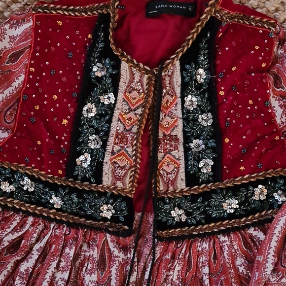 ZARA Velvet Jacket - Picture 2 of 7